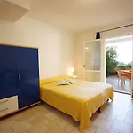 Apartmanhotel Nisportino Domus 2*