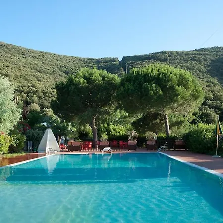 Aparthotel Nisportino Domus