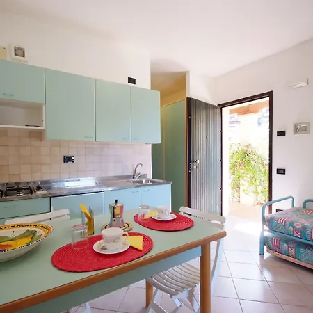 Nisportino Domus Apartmanhotel