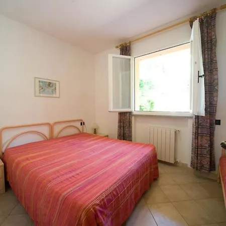 Apart Otel Nisportino Domus