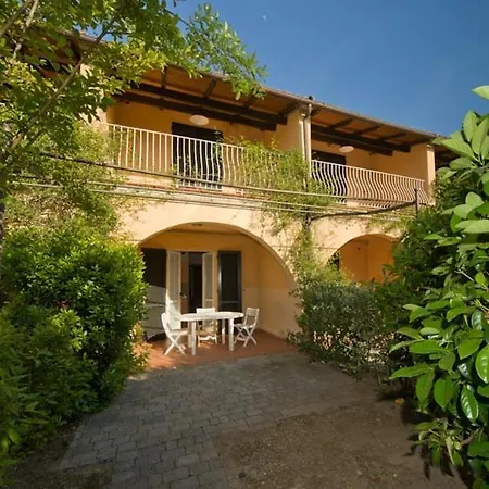 Nisportino Domus Aparthotel Nisporto