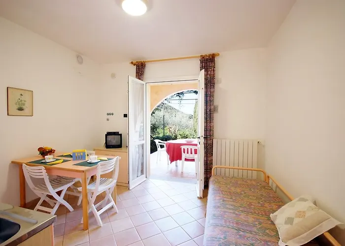 Nisportino Domus 2* Nisporto