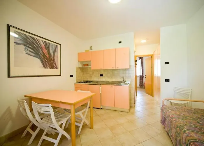 Nisportino Domus Aparthotel