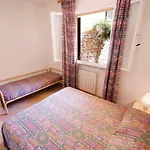 شقة فندقية Nisportino Domus 2*